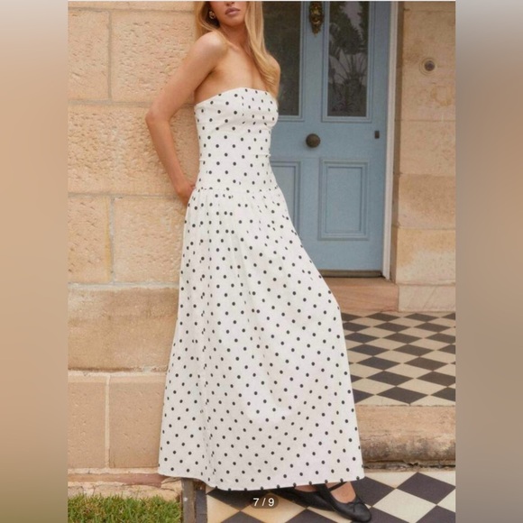 Elegant Polka Dot Strapless Maxi Dress - Picture 6 of 10